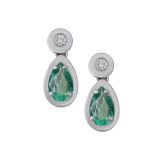 Earrings With Emerald (Demo)